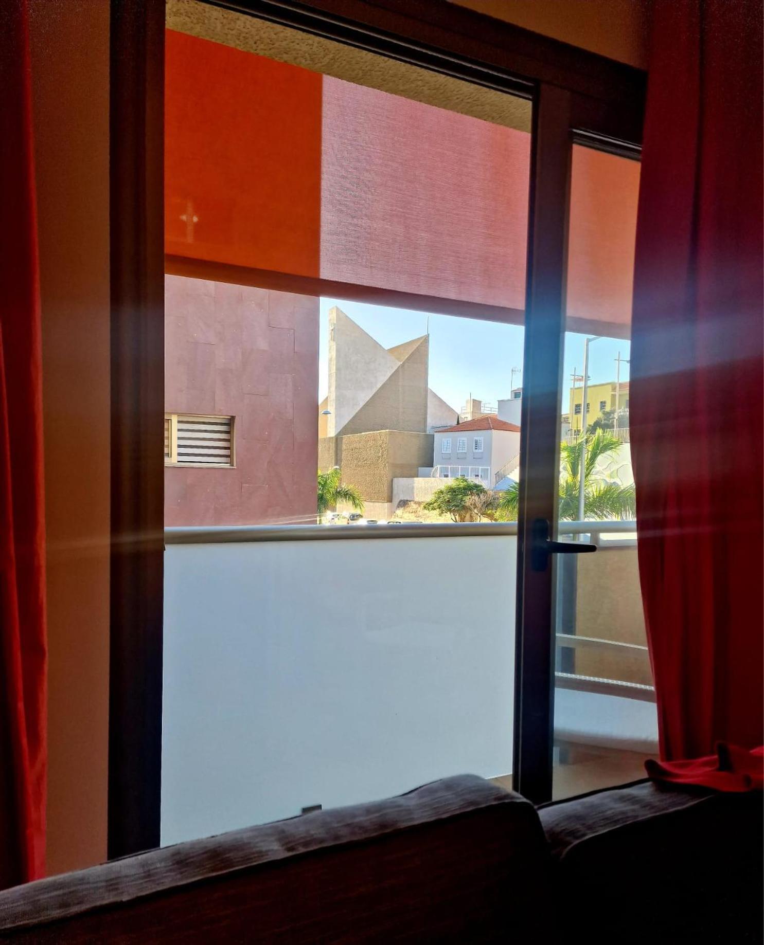 Alcala Seaside Apartment, Two Rooms, Private Parking 外观 照片