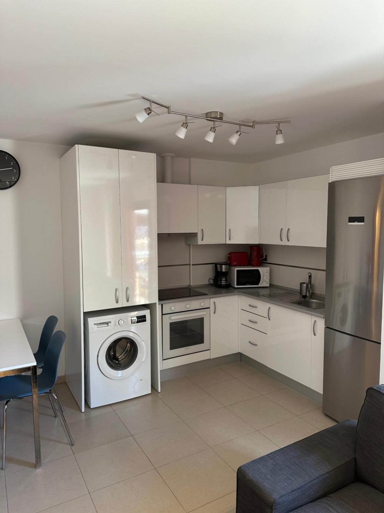 Alcala Seaside Apartment, Two Rooms, Private Parking 外观 照片